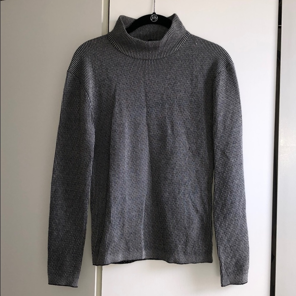 Theory striped turtleneck wool sweater size P